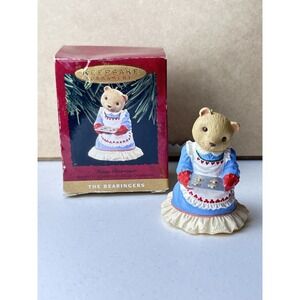 Hallmark Keepsake Ornament The Bearingers Mama Bearinginger Christmas Bear 1993